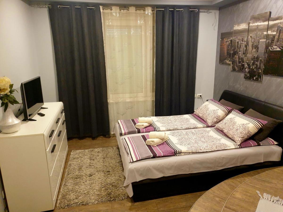 Ceca Apartman Ni Extérieur photo