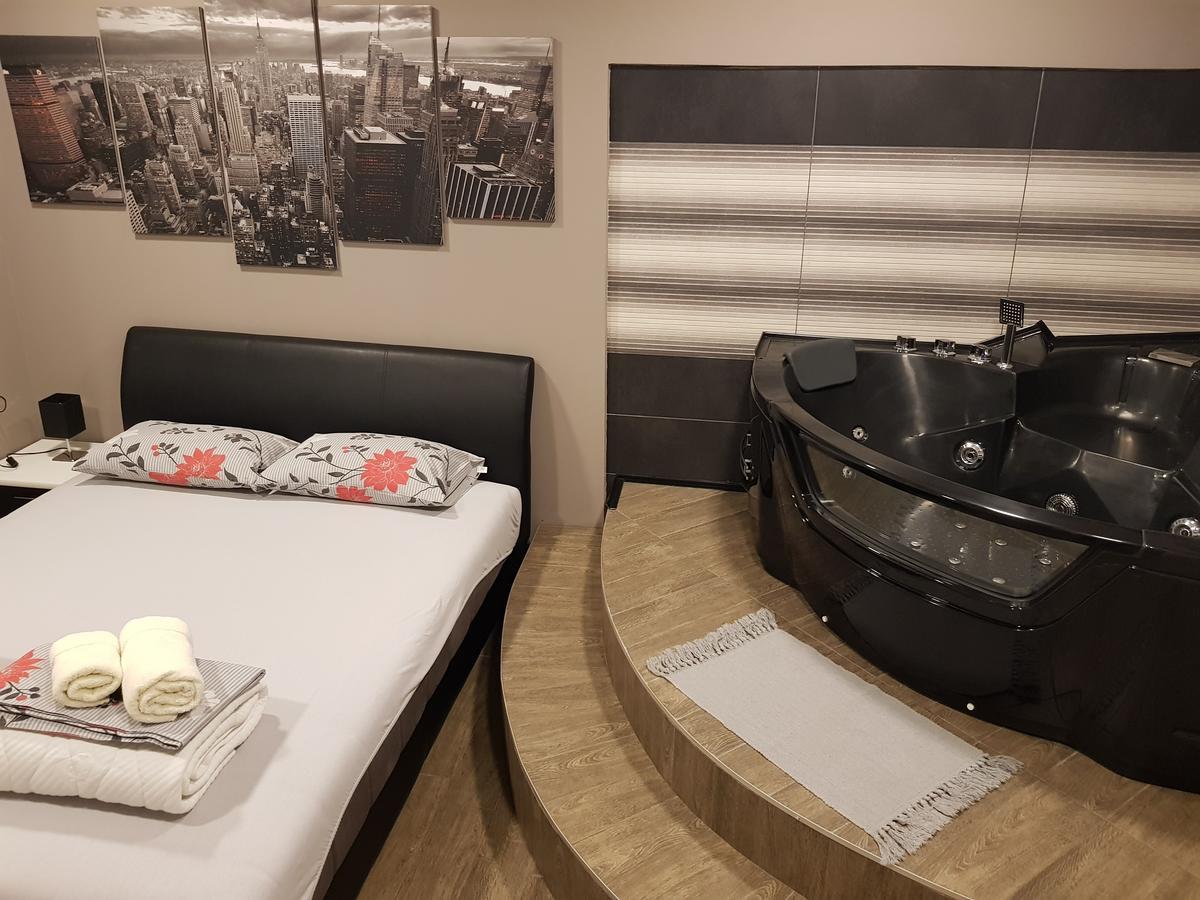 Ceca Apartman Ni Extérieur photo
