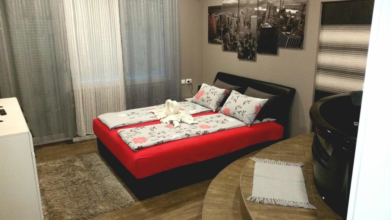 Ceca Apartman Ni Extérieur photo