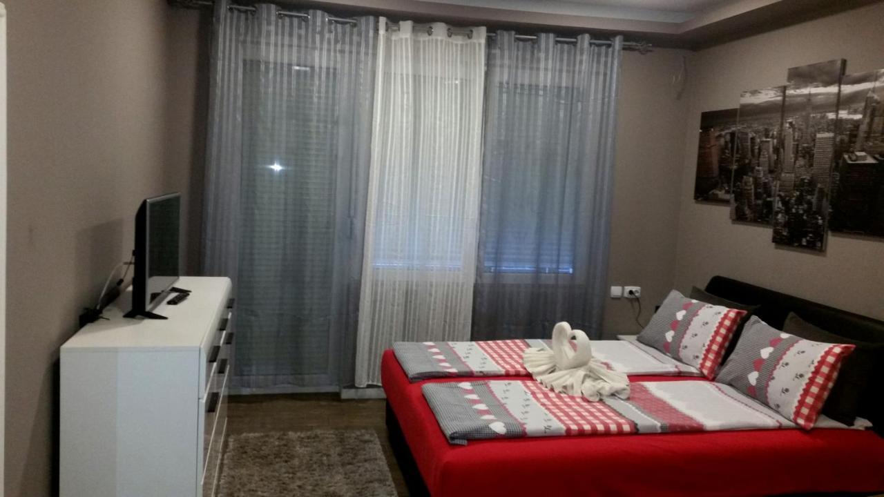 Ceca Apartman Ni Extérieur photo