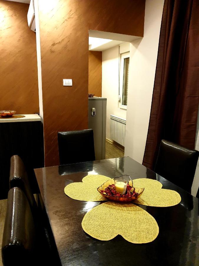 Ceca Apartman Ni Extérieur photo