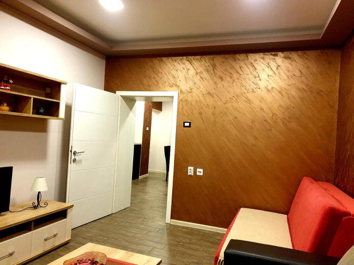 Ceca Apartman Ni Extérieur photo